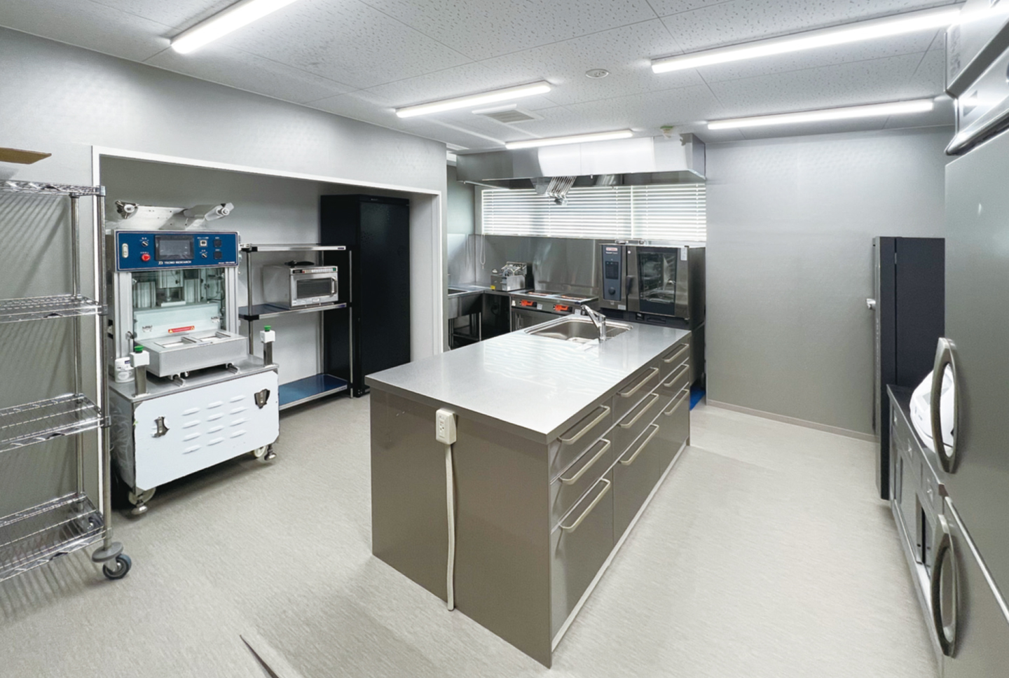 テストキッチン